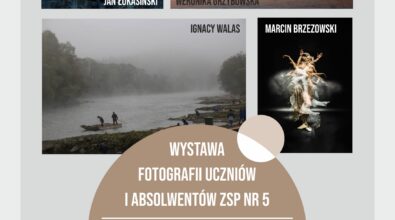 Plakat wystawy fotografii uczniów i absolwentów Zespołu Szkół Ponadpodstawowych nr 5 zatytułowanej „Fototechnika”, prezentowanej w Mediatece 800-lecia w Piotrkowie Trybunalskim. Na plakacie widoczne są cztery przykładowe fotografie autorstwa młodych twórców, przedstawiające abstrakcyjną architekturę, molo o zachodzie słońca, krajobraz rzeczny we mgle oraz dynamiczną sylwetkę tancerki. Wystawa odbywa się w terminie od 3 do 26 lutego 2026 roku, a wernisaż zaplanowano na 7 lutego 2026 roku o godzinie 16.00. Na dole plakatu umieszczono logotypy instytucji współorganizujących wydarzenie.