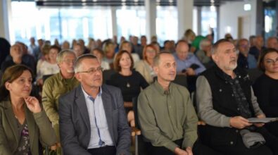 Na zdjęciu siedząca publiczność.