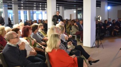 Na zdjęciu siedząca publiczność.